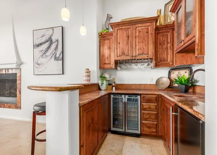 5br, 3 Den Oasis With Pool, Hot Tub And Fountain Views Holiday home Fountain Hills