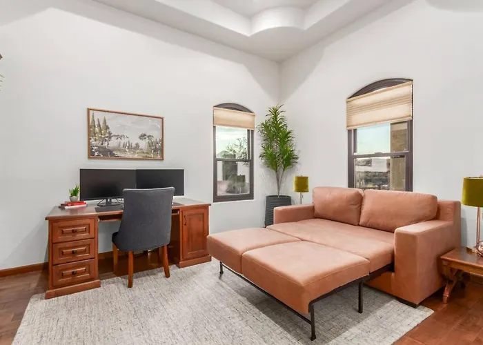 5br, 3 Den Oasis With Pool, Hot Tub And Fountain Views Holiday home Fountain Hills