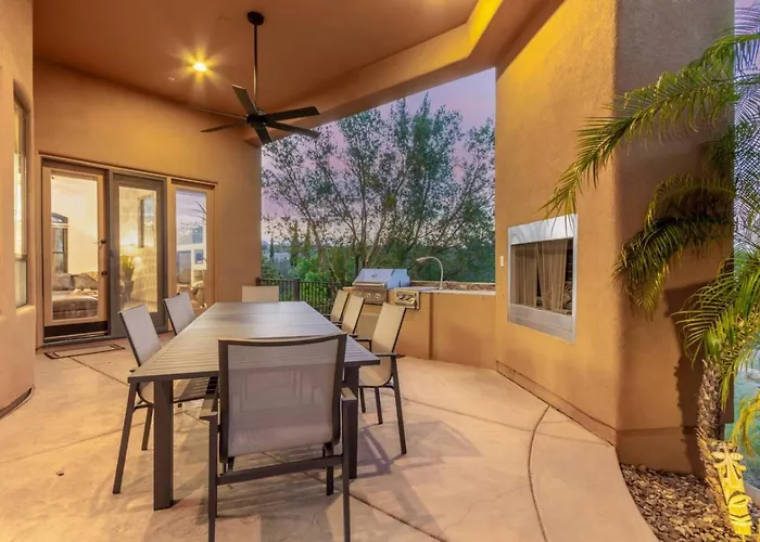 5br, 3 Den Oasis With Pool, Hot Tub And Fountain Views