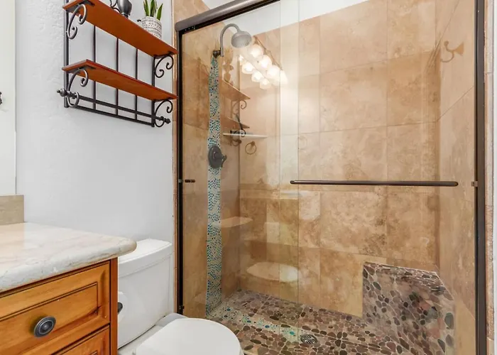 5br, 3 Den Oasis With Pool, Hot Tub And Fountain Views