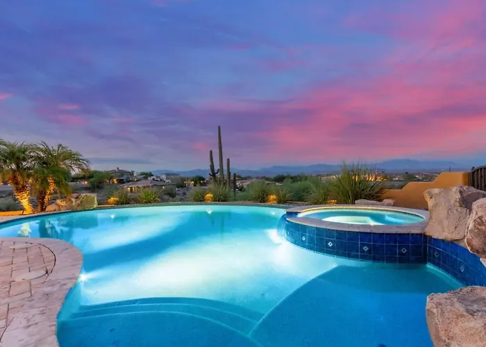 5br, 3 Den Oasis With Pool, Hot Tub And Fountain Views