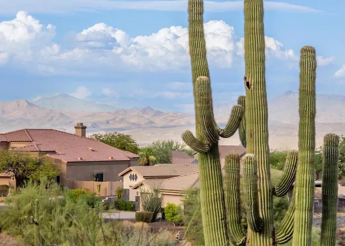 5br, 3 Den Oasis With Pool, Hot Tub And Fountain Views Holiday home