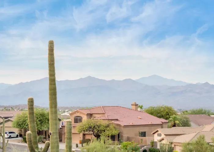 5br, 3 Den Oasis With Pool, Hot Tub And Fountain Views *